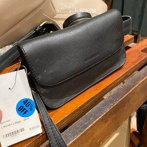Mandrn Black Crossbody Bag